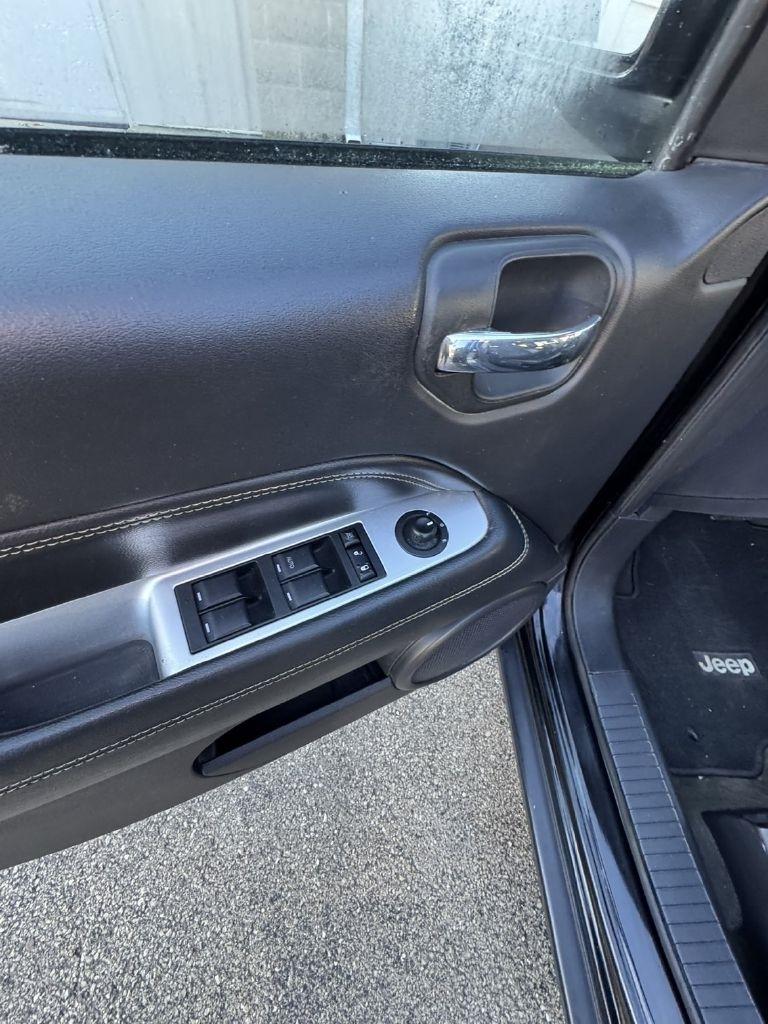 Jeep Compass Latitude FWD 2017