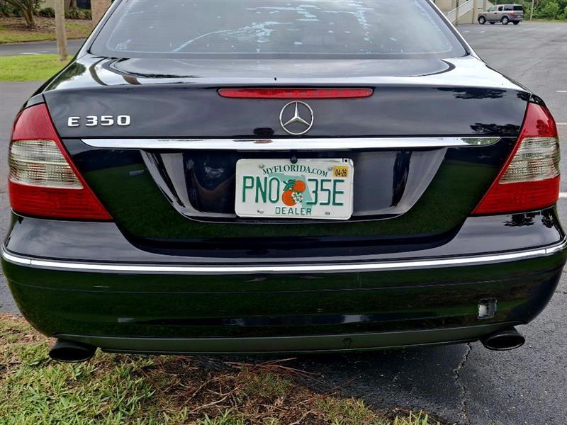 Mercedes-Benz E-Class E350 Luxury Sedan 2009