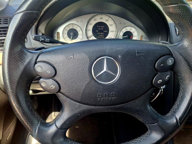 Mercedes-Benz E-Class E350 Luxury Sedan 2009