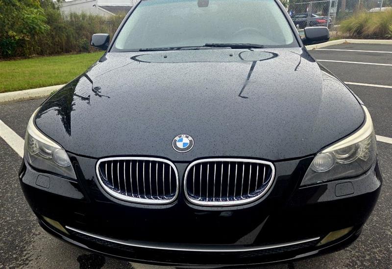 BMW 5-Series 528i 2008