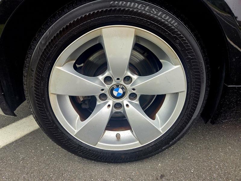 BMW 5-Series 528i 2008