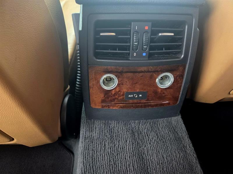 BMW 5-Series 528i 2008