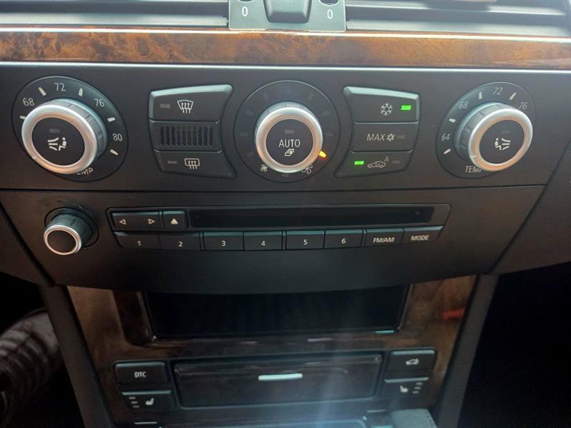 BMW 5-Series 528i 2008