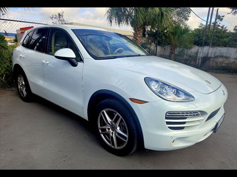 2014 Porsche Cayenne Base
