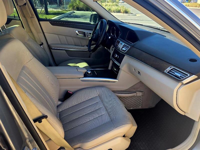 Mercedes-Benz E-Class E250 BlueTEC Sedan 2014