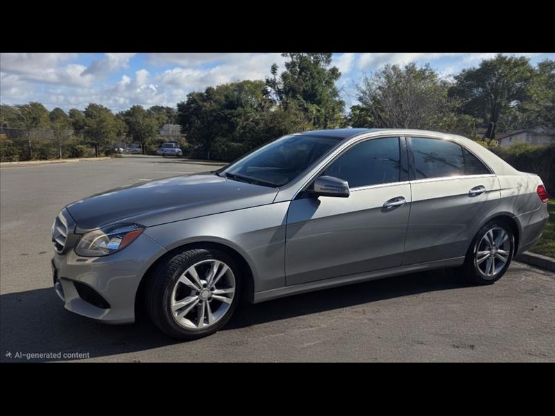 Mercedes-Benz E-Class E250 BlueTEC Sedan 2014