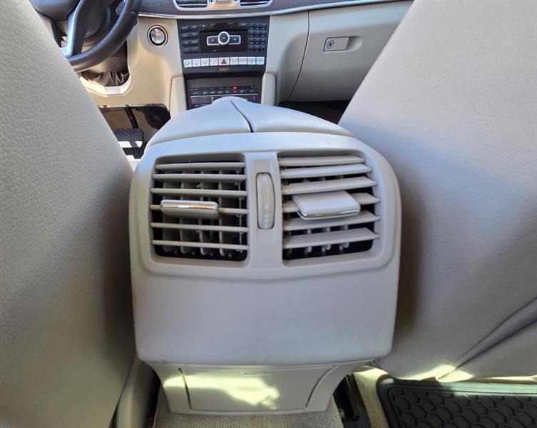 Mercedes-Benz E-Class E250 BlueTEC Sedan 2014