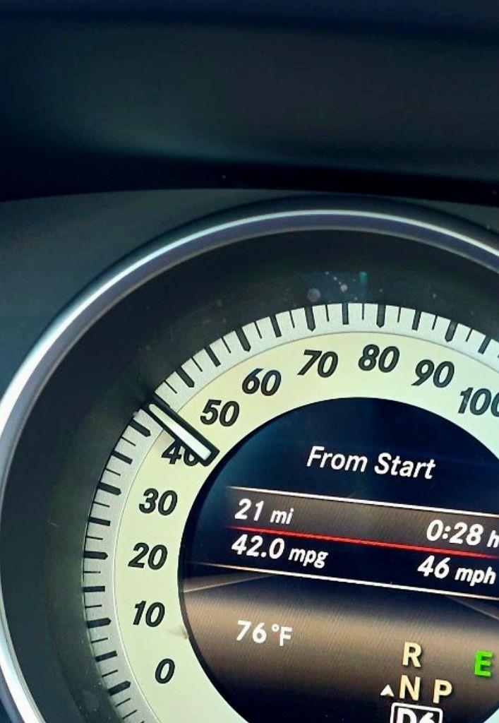 Mercedes-Benz E-Class E250 BlueTEC Sedan 2014