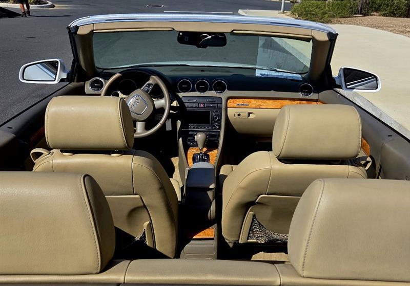 Audi A4 2.0T Cabriolet quattro with Tiptronic 2009