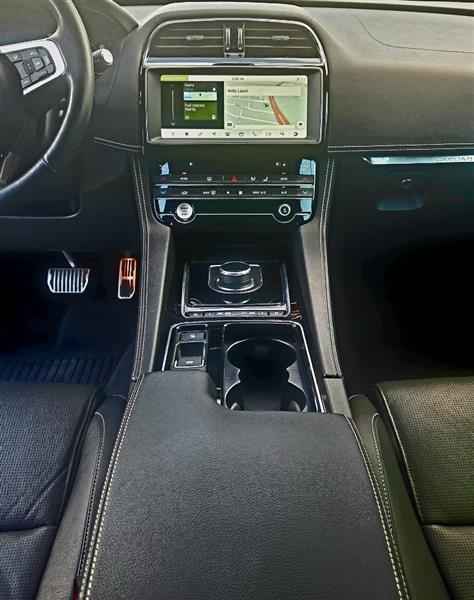 Jaguar F-Pace S 2020