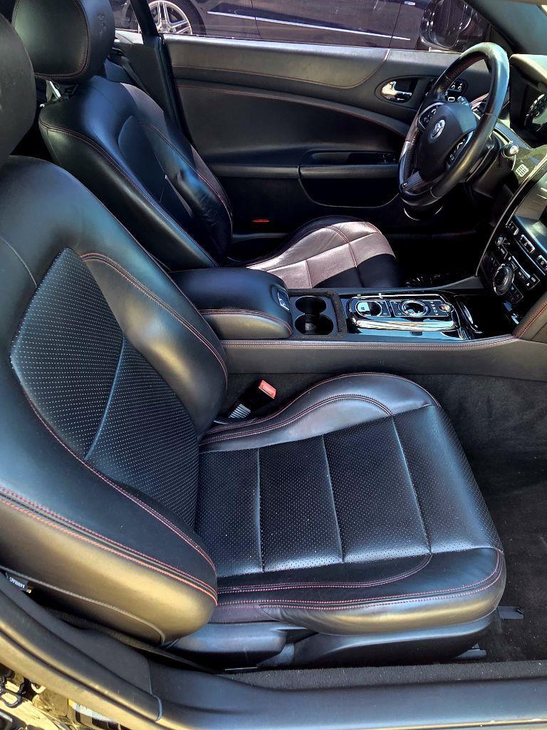 Jaguar XK-Series XKR Convertible 2012
