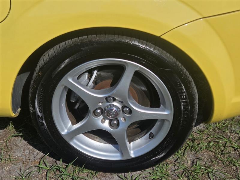 Toyota MR2 Spyder Base 2000