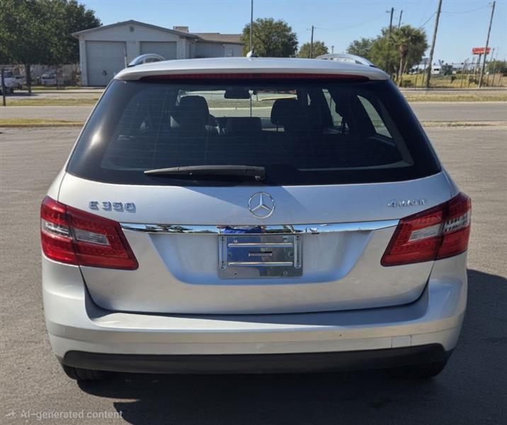 Mercedes-Benz E-Class Wagon E350 4Matic 2011