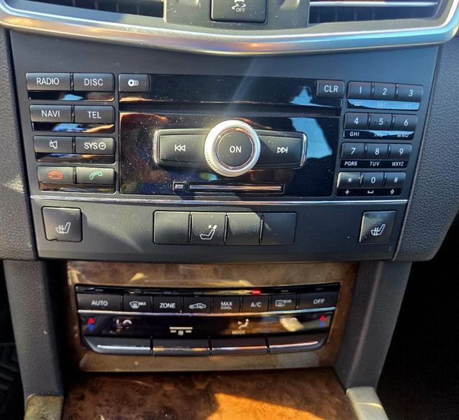Mercedes-Benz E-Class Wagon E350 4Matic 2011