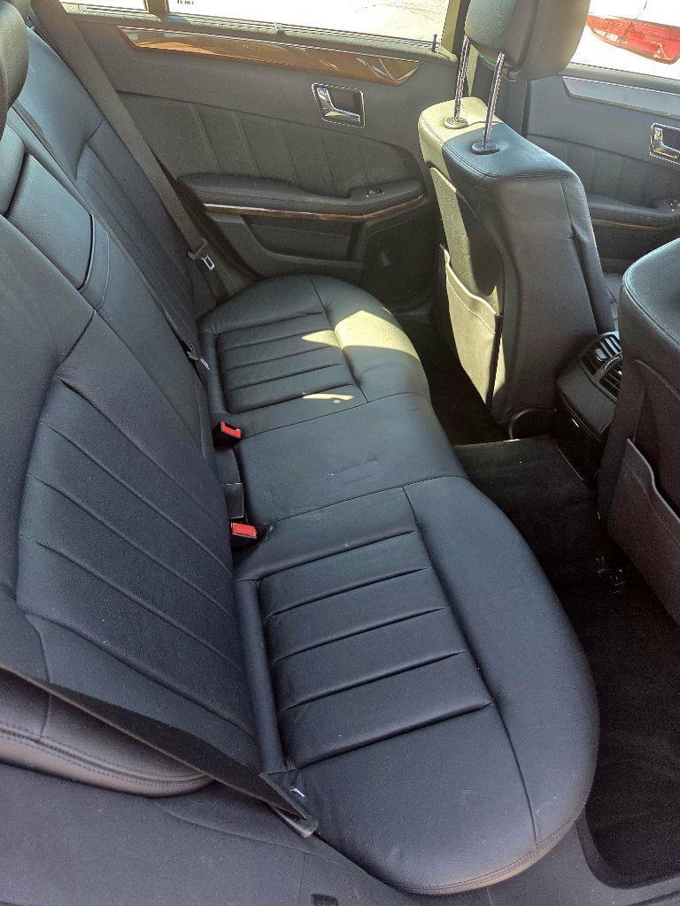 Mercedes-Benz E-Class Wagon E350 4Matic 2011