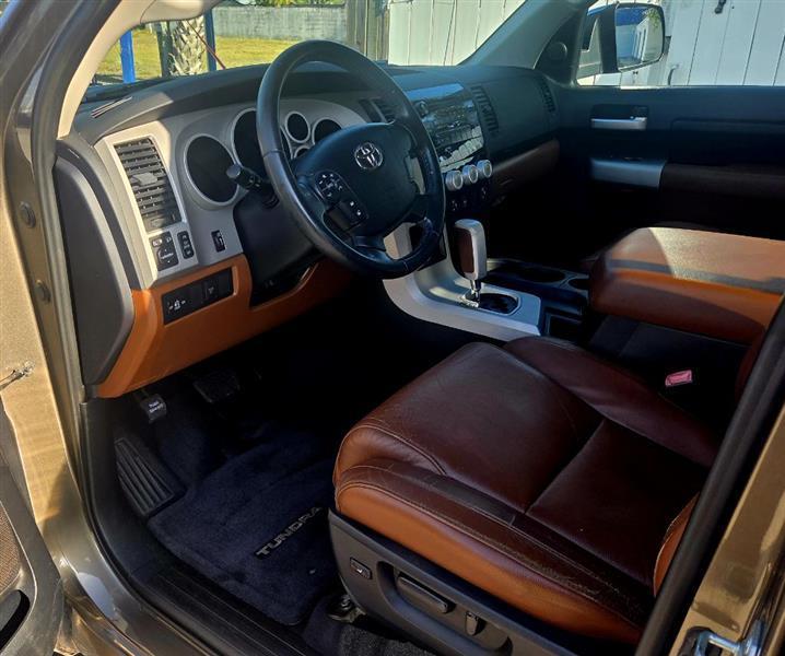 Toyota Tundra Limited Double Cab 2WD 2007