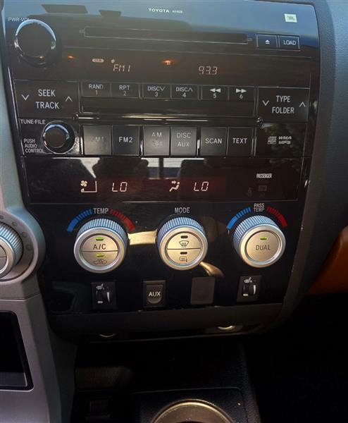 Toyota Tundra Limited Double Cab 2WD 2007