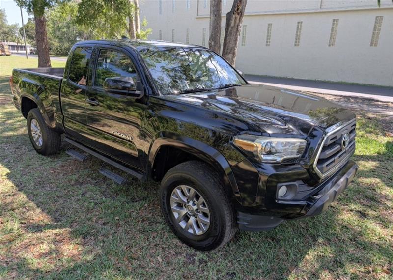 Toyota Tacoma SR5 Access Cab V6 6AT 4WD 2017