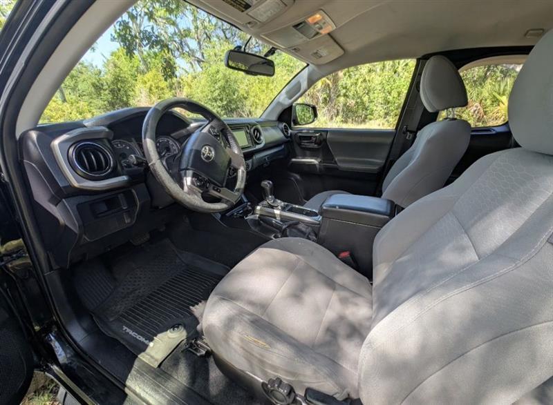 Toyota Tacoma SR5 Access Cab V6 6AT 4WD 2017
