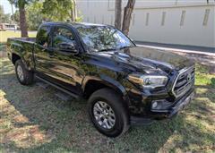 2017 Toyota Tacoma 