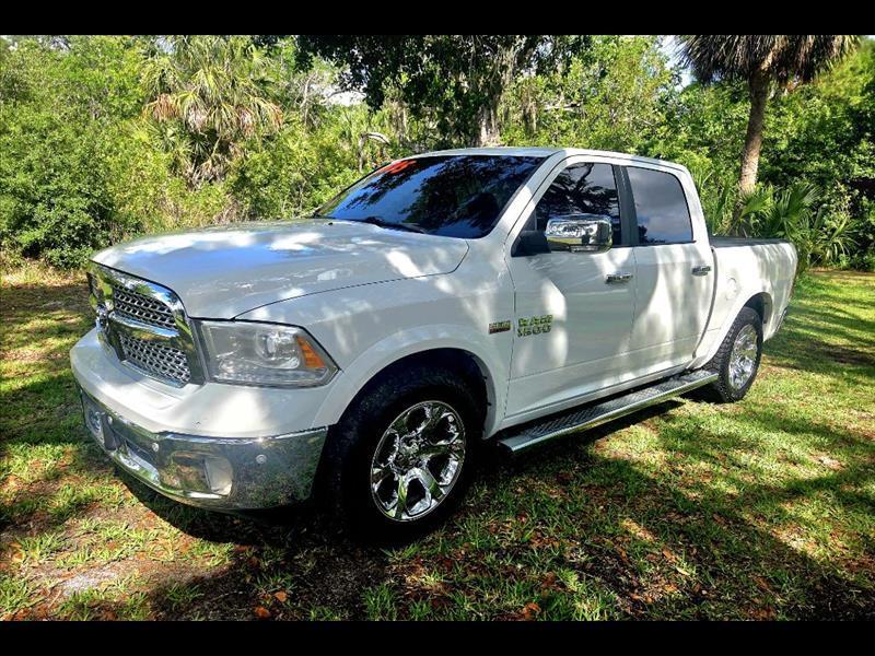 2017 RAM 1500 Laramie Crew Cab 5'7's photo