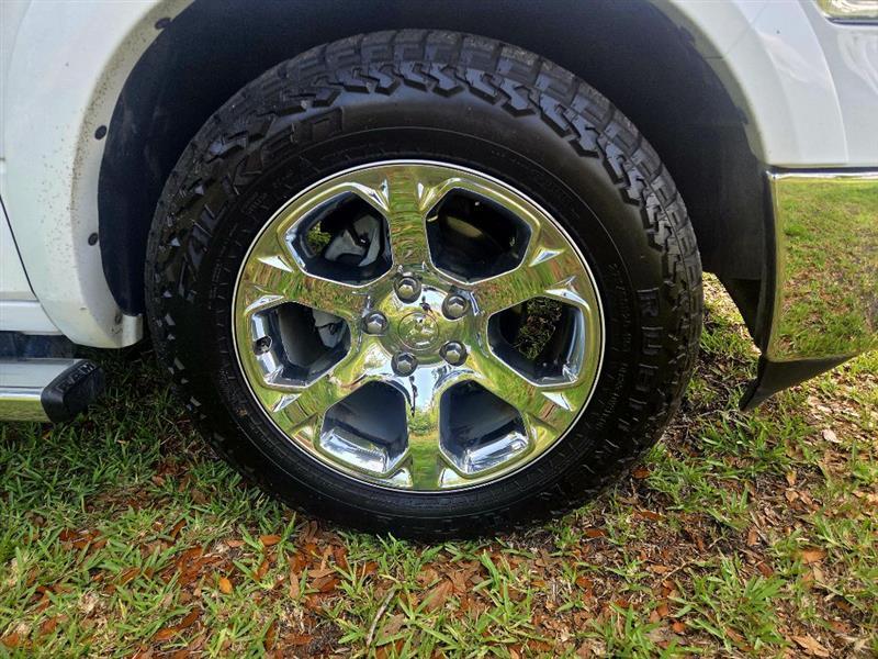 RAM 1500 Laramie Crew Cab SWB 2WD 2017