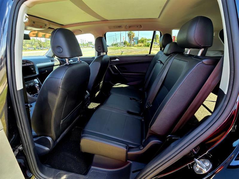 Volkswagen Tiguan SE 2018