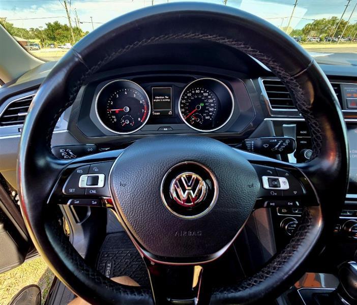Volkswagen Tiguan SE 2018