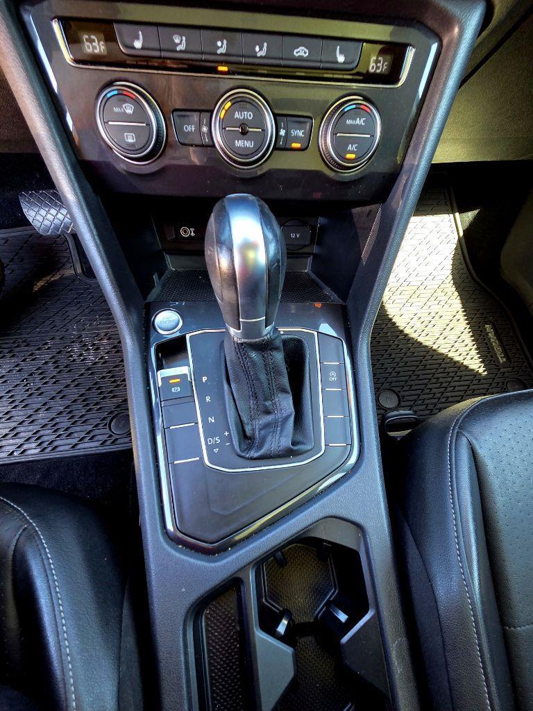 Volkswagen Tiguan SE 2018