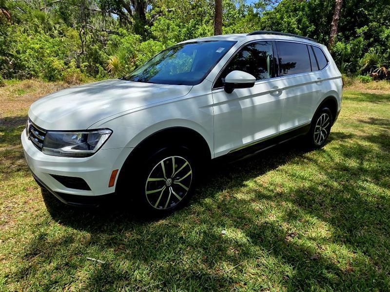 2021 Volkswagen Tiguan 2.0T SE 4Motion's photo