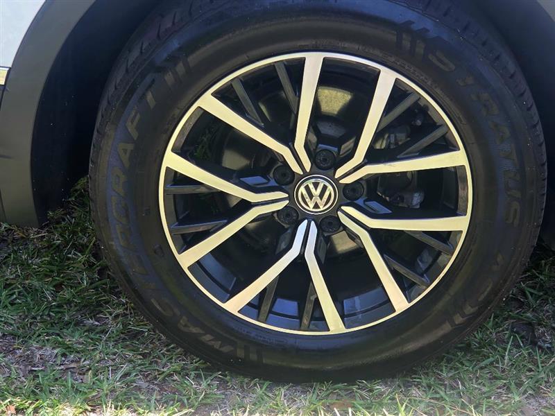 Volkswagen Tiguan SE 4Motion 2021