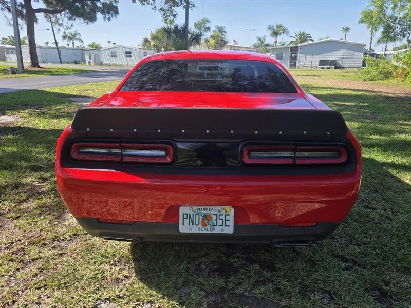 Dodge Challenger  2016