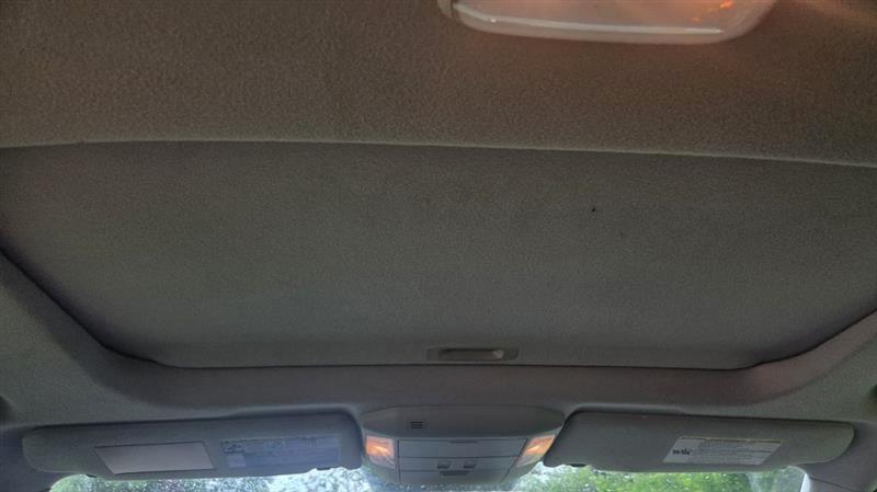 Toyota Tundra Tundra-Grade CrewMax 5.7L 2WD 2011