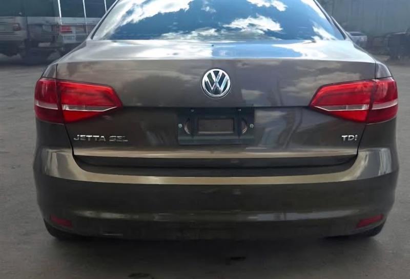 Volkswagen Jetta TDI S 6A 2015