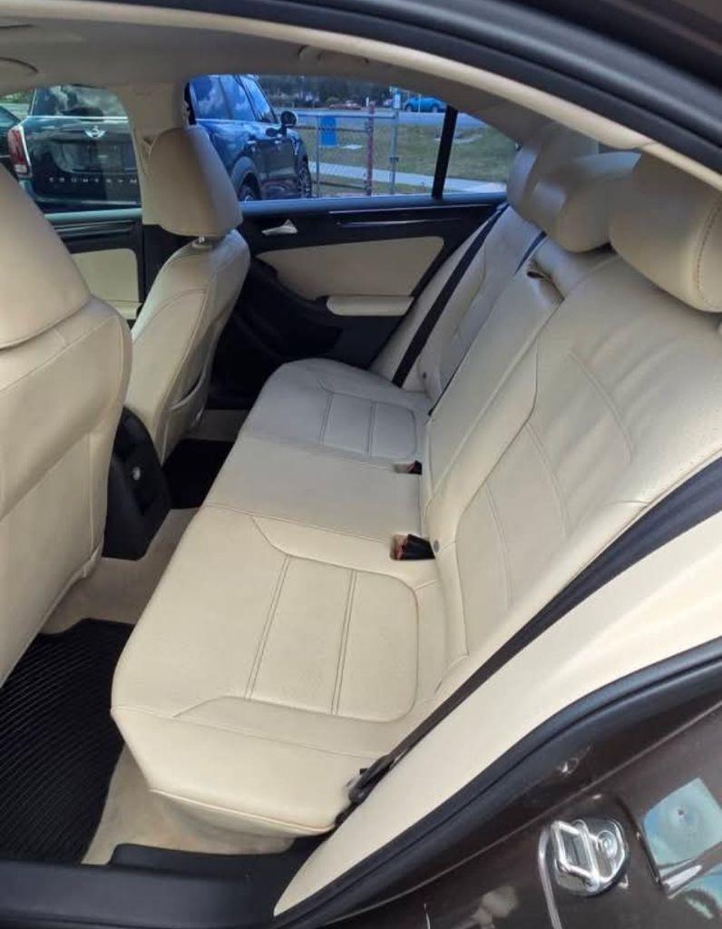 Volkswagen Jetta TDI S 6A 2015