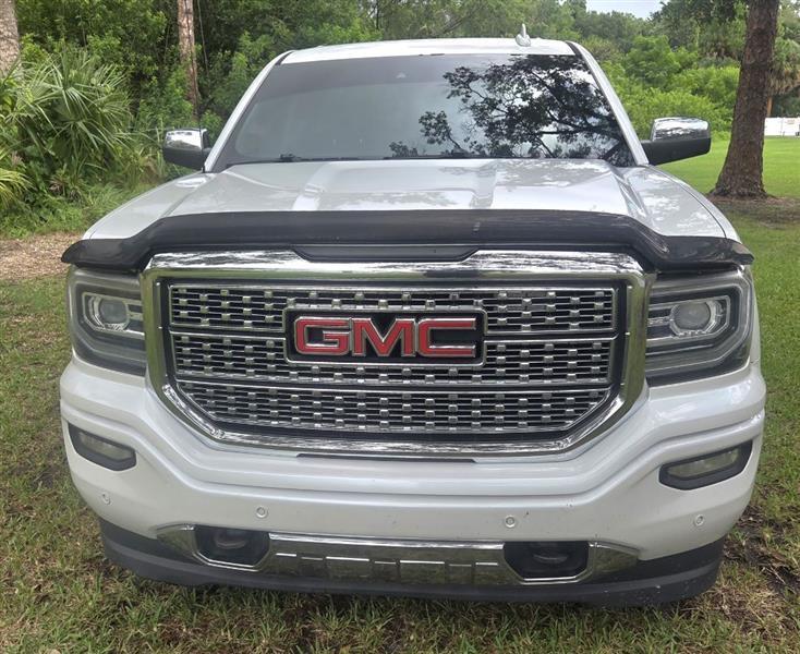 GMC Sierra 1500 Denali Crew Cab Short Box 2WD 2018