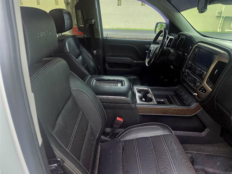 GMC Sierra 1500 Denali Crew Cab Short Box 2WD 2018