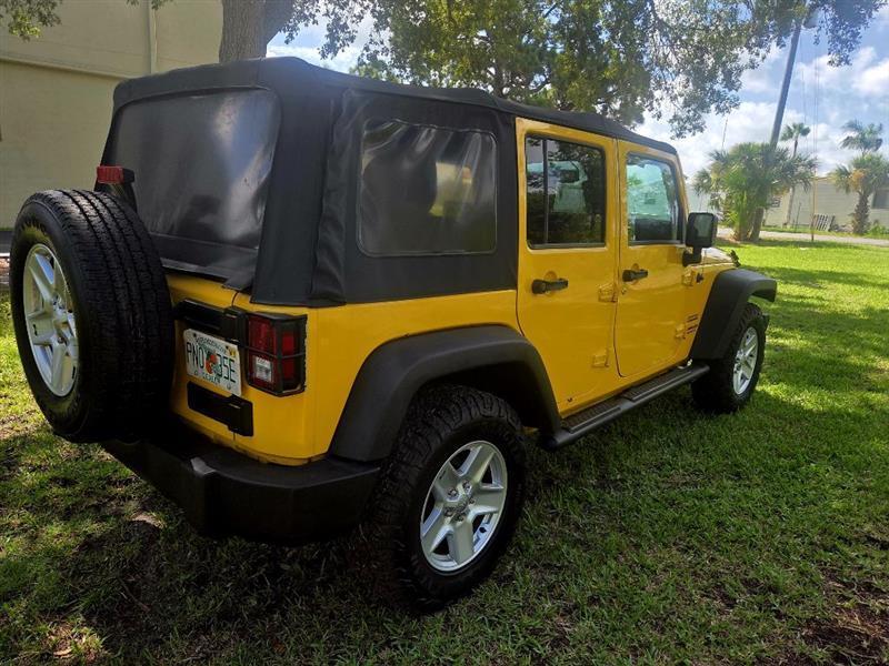 Jeep Wrangler Unlimited Sport 4WD 2015