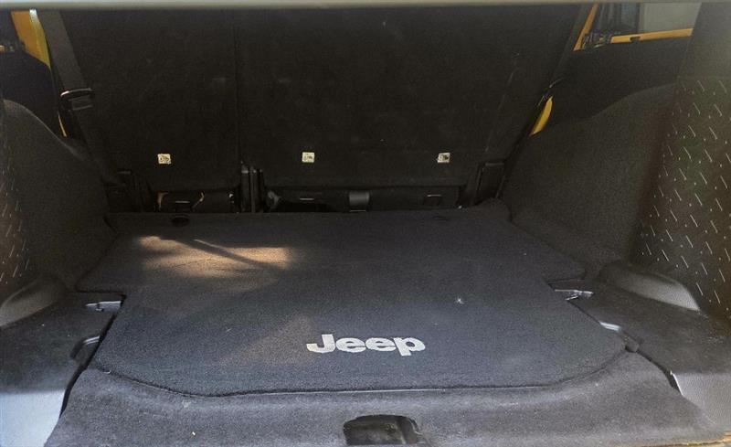 Jeep Wrangler Unlimited Sport 4WD 2015