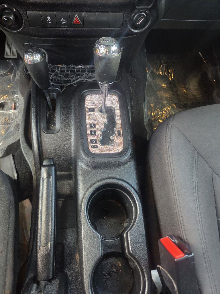 Jeep Wrangler Unlimited Sport 4WD 2015