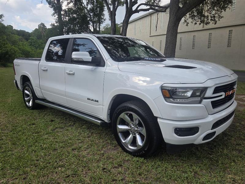 RAM 1500 Laramie Crew Cab SWB 2WD 2020