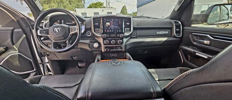 RAM 1500 Laramie Crew Cab SWB 2WD 2020