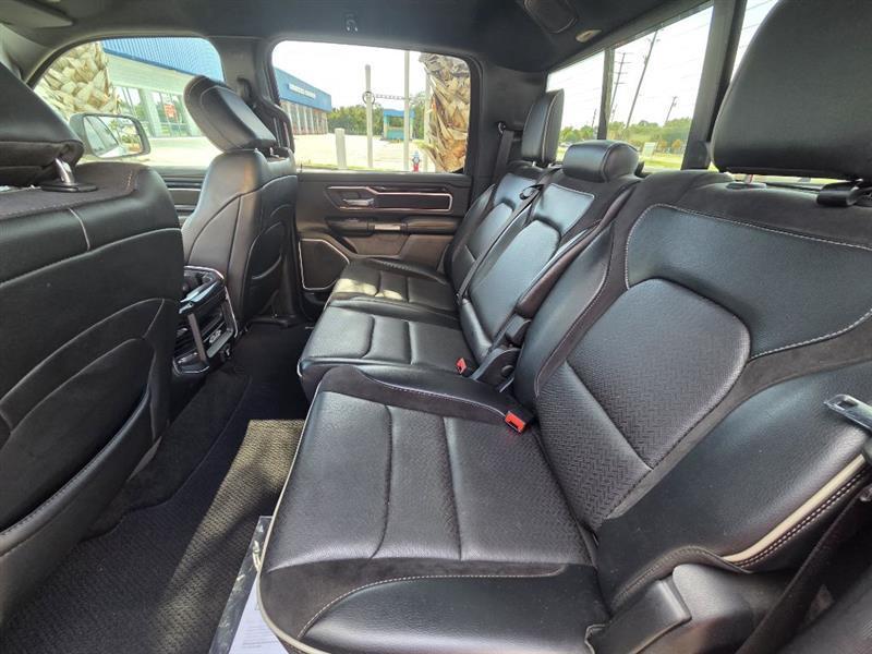RAM 1500 Laramie Crew Cab SWB 2WD 2020