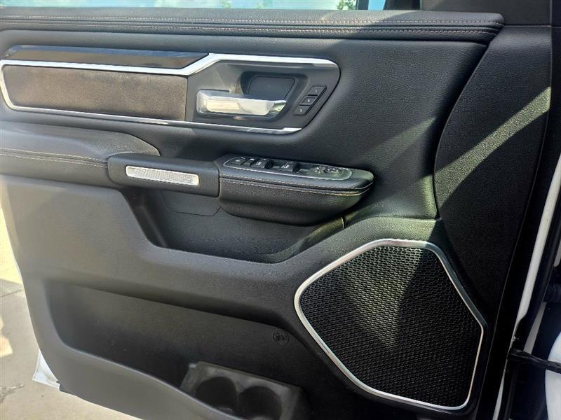 RAM 1500 Laramie Crew Cab SWB 2WD 2020