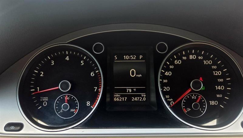 Volkswagen CC Sport PZEV 2012