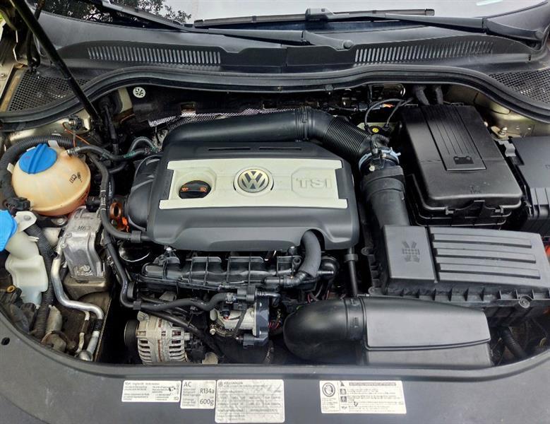 Volkswagen CC Sport PZEV 2012