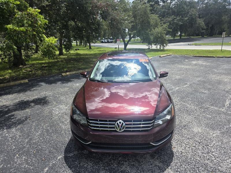 Volkswagen Passat 2.5L SEL Premium 2013