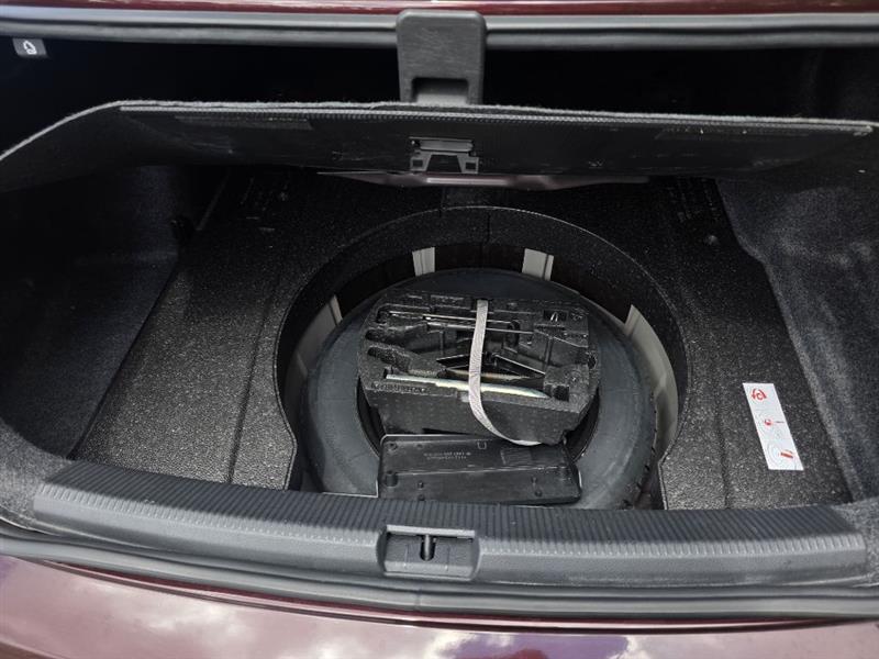Volkswagen Passat 2.5L SEL Premium 2013
