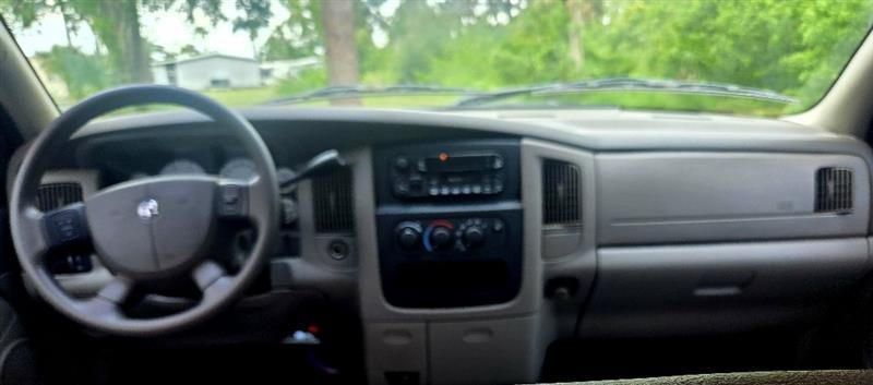 Dodge Ram 2500 ST Quad Cab 2WD 2004