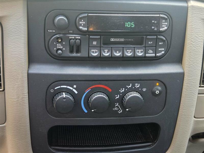 Dodge Ram 2500 ST Quad Cab 2WD 2004